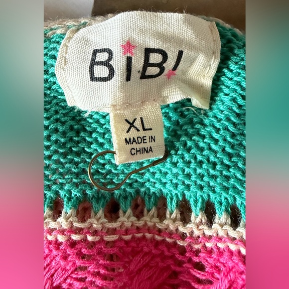 Striped hooded Knit oversized Top in Teal and Pink - Picture 13 of 13